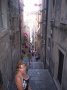 Jeden z korytarzy Dubrovnika :) nale?y raczej do tych w??szych :))